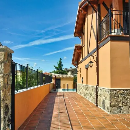 El Hojaranzo Con Encanto En