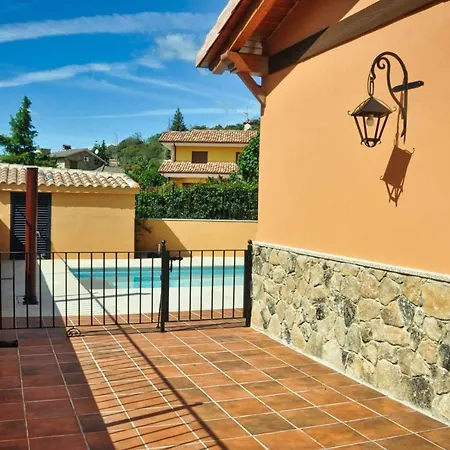 El Hojaranzo Con Encanto En *