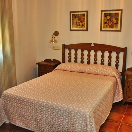 El Hojaranzo Con Encanto En * カンデレダ