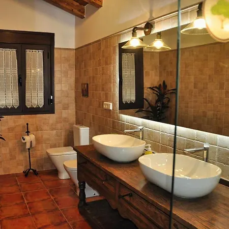 El Hojaranzo Con Encanto En * カンデレダ