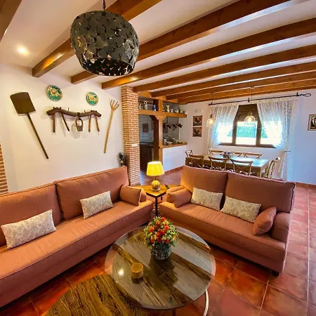 El Hojaranzo Con Encanto En カンデレダ