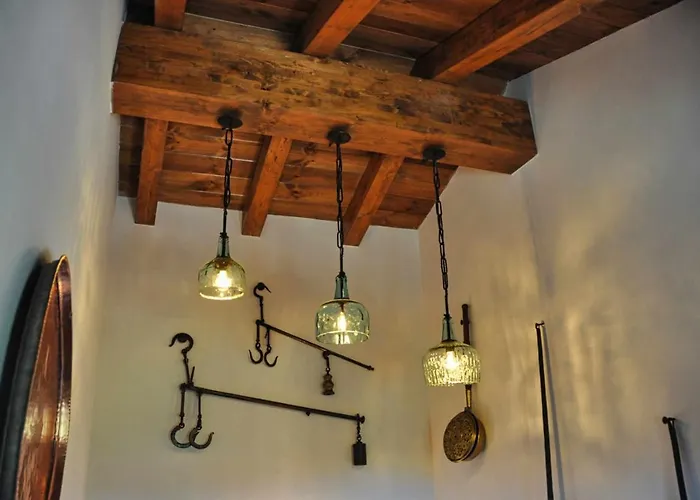 El Hojaranzo Con Encanto En * Candeleda