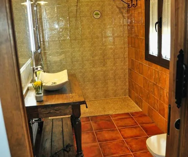 El Hojaranzo Con Encanto En